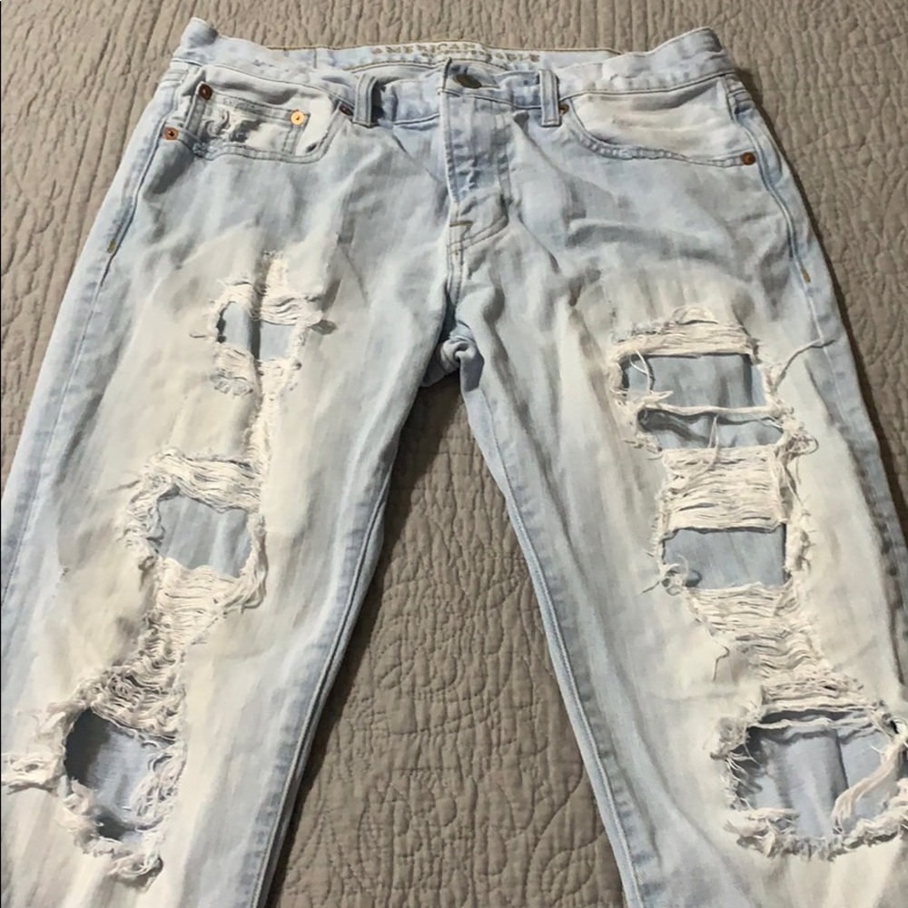 Men’s American Eagle Destructed Jeans